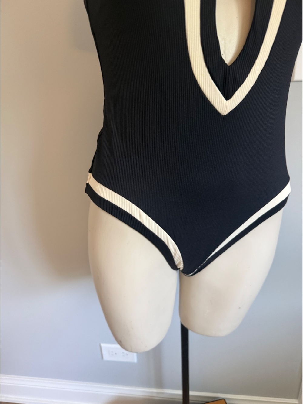BECCA by Rebecca Virtue Black and White One-Piece Swimsuit Size Medium - Picture 3 of 15